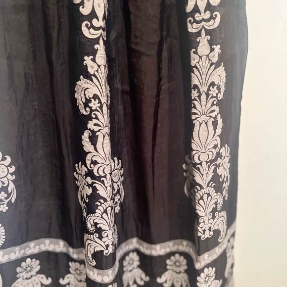 Anthropologie dress by Lapis.  Tube dress that can also be worn as a maxi skirt. - Picture 2 of 6